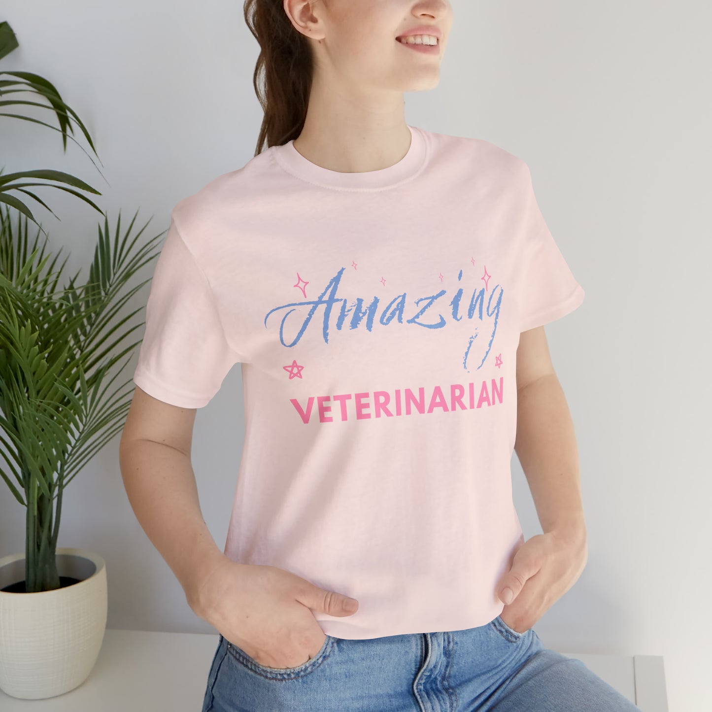 Amazing Veterinarian Unisex Jersey Short Sleeve Tee